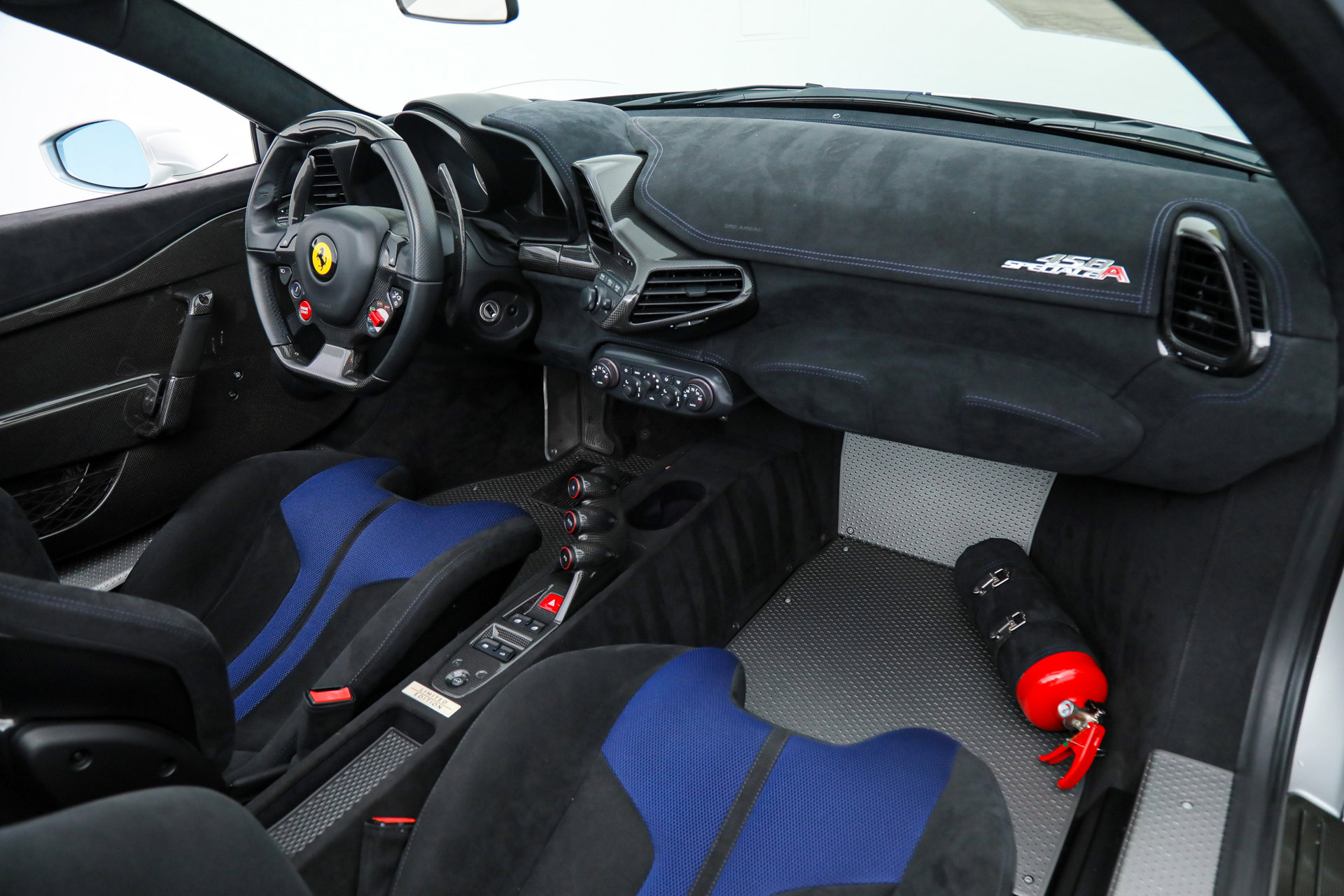 Certified 2015 Ferrari 458 Speciale A image 2