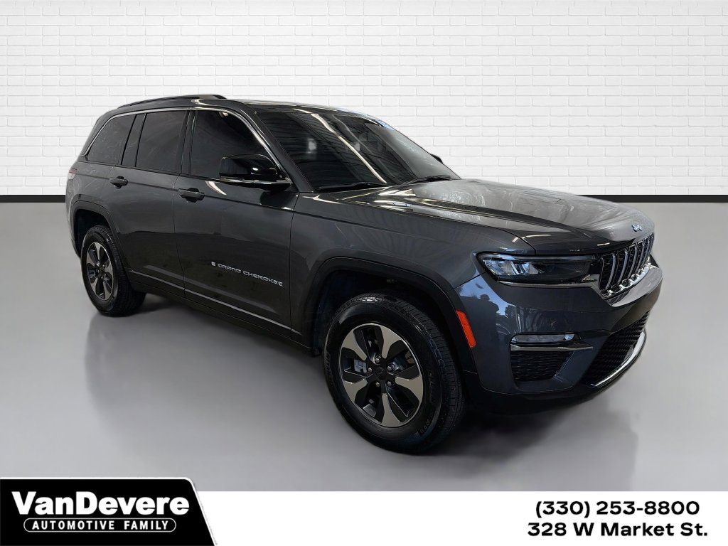 Used 2025 Jeep Grand Cherokee Limited 4xe AWD/4WD image 1