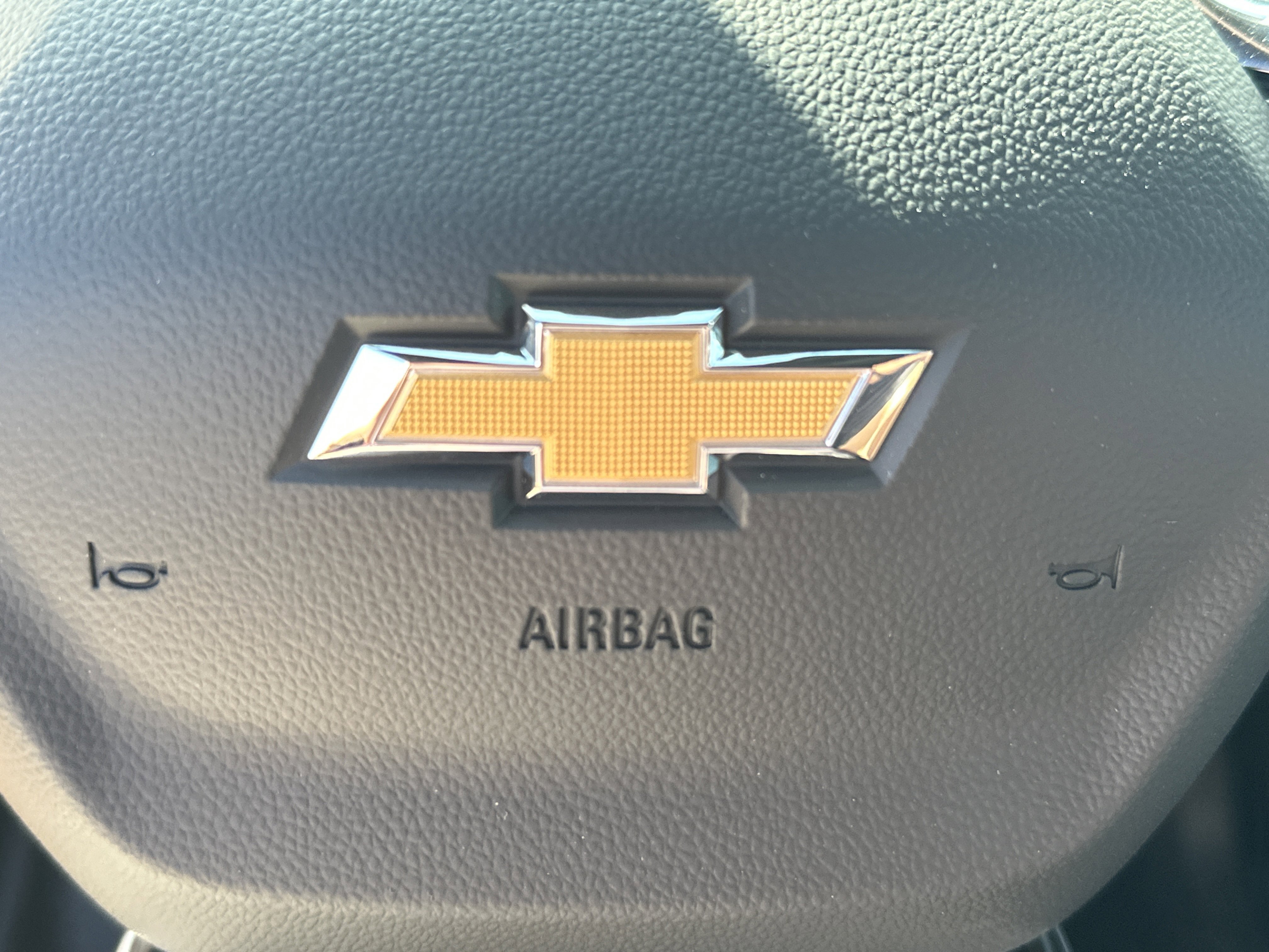 New 2026 Chevrolet Equinox EV LT image 17