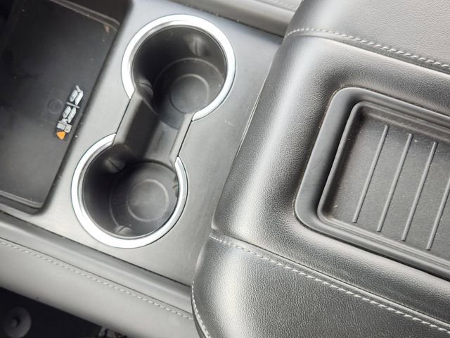 Used 2023 Chevrolet Suburban LT image 17