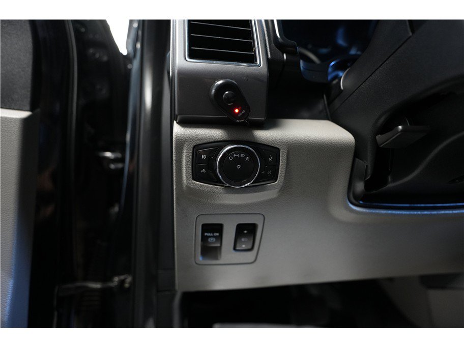 Used 2018 Ford F150 XLT w/ Equipment Group 301A Mid AWD/4WD image 18