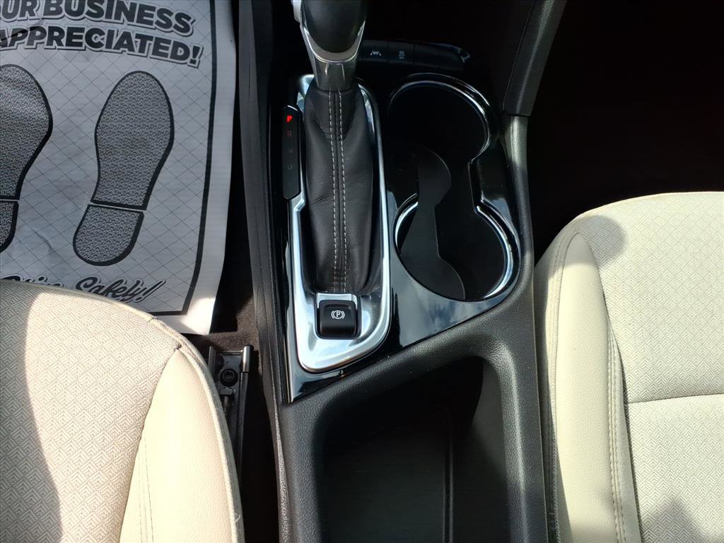 Used 2023 Buick Encore GX Select image 14