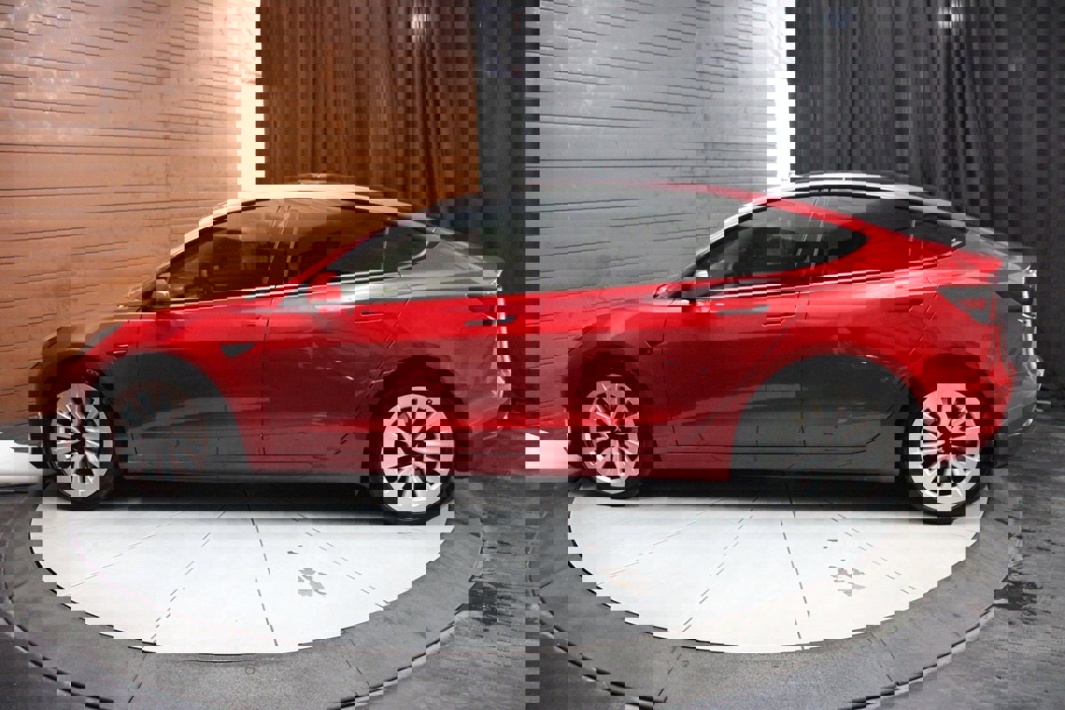 Used 2021 Tesla Model 3 Long Range image 7