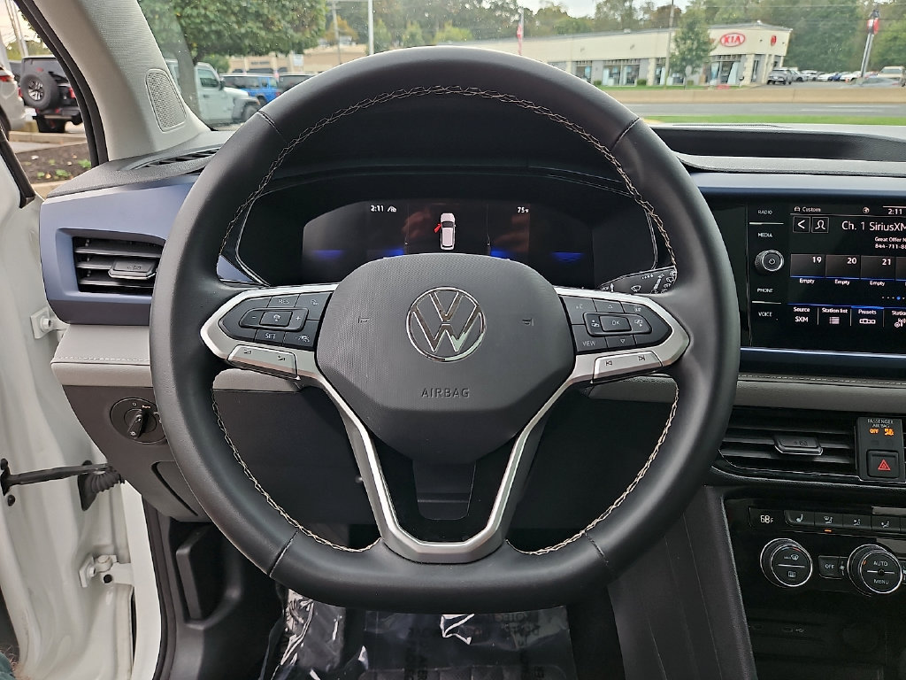 Used 2024 Volkswagen Taos SE AWD/4WD image 24