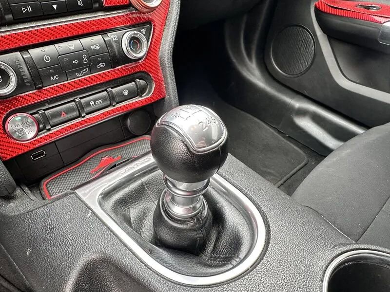Used 2020 Ford Mustang GT RWD image 14