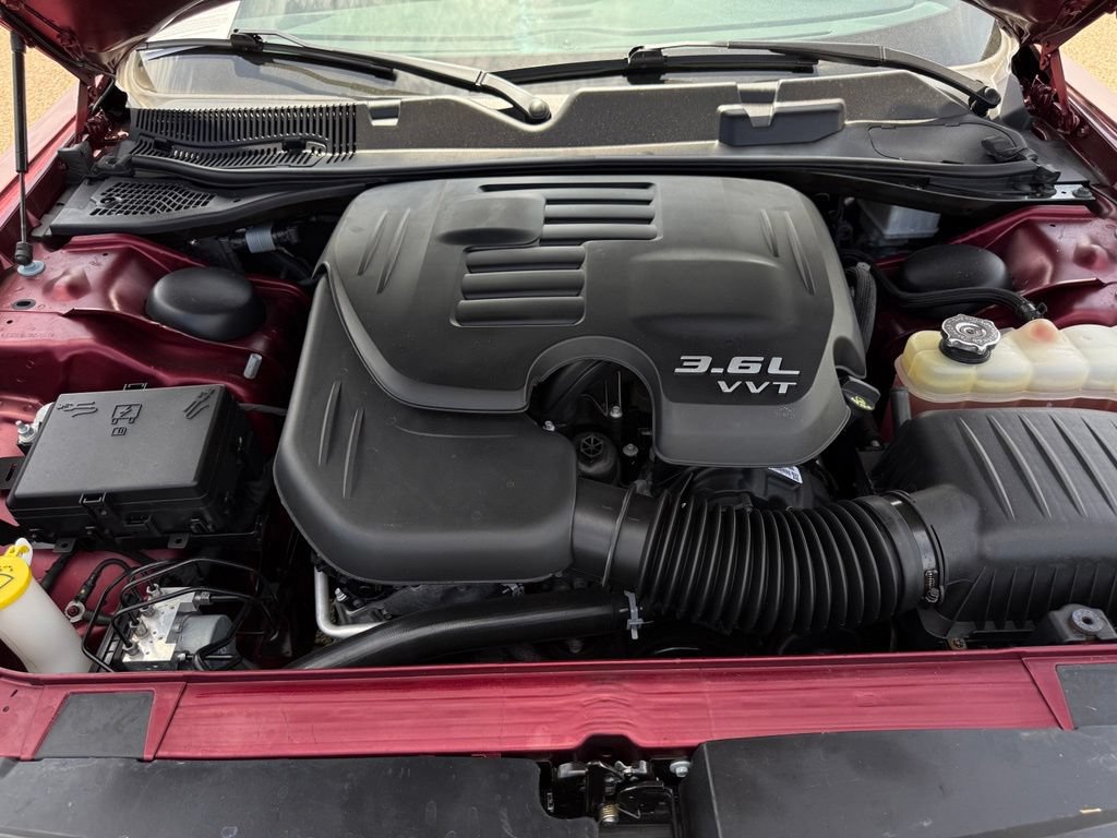 Used 2021 Dodge Challenger SXT RWD image 28