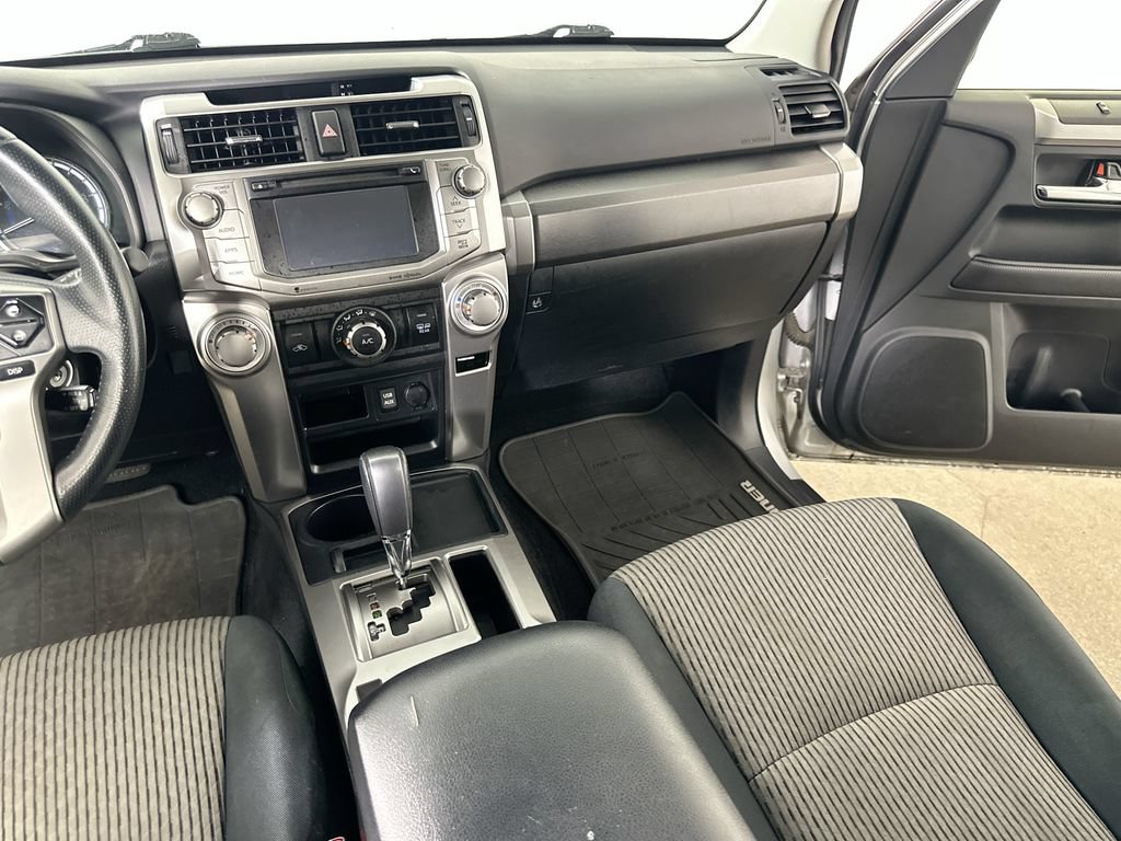 Used 2016 Toyota 4Runner SR5 RWD image 18