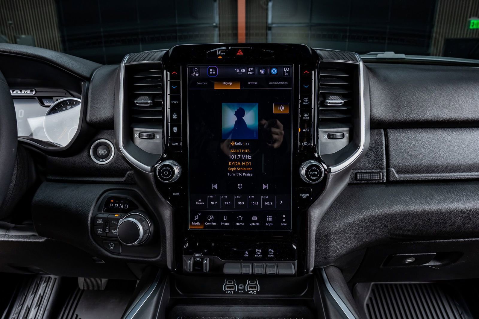 Used 2025 RAM 1500 Lone Star image 25