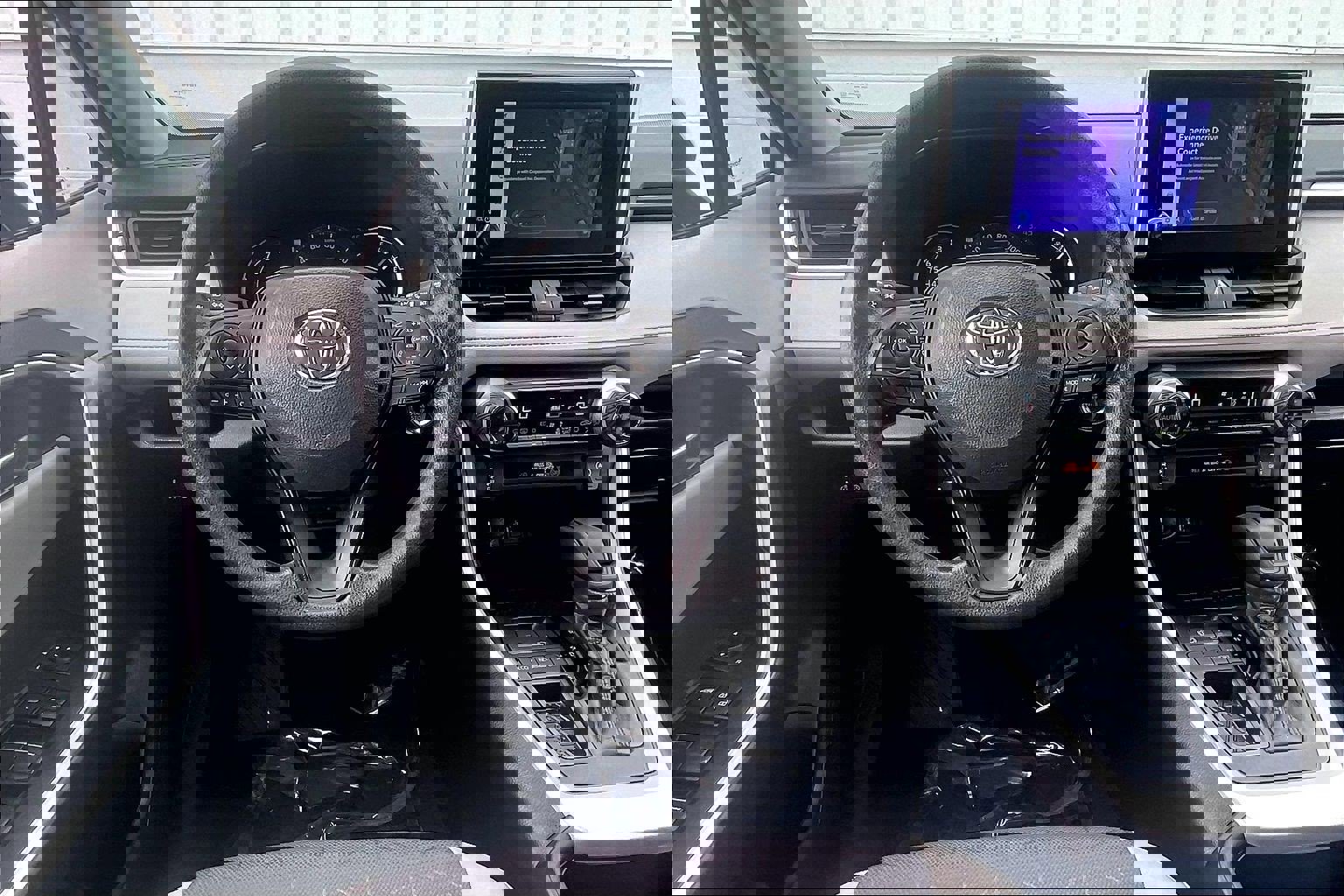 Used 2024 Toyota RAV4 XLE image 6