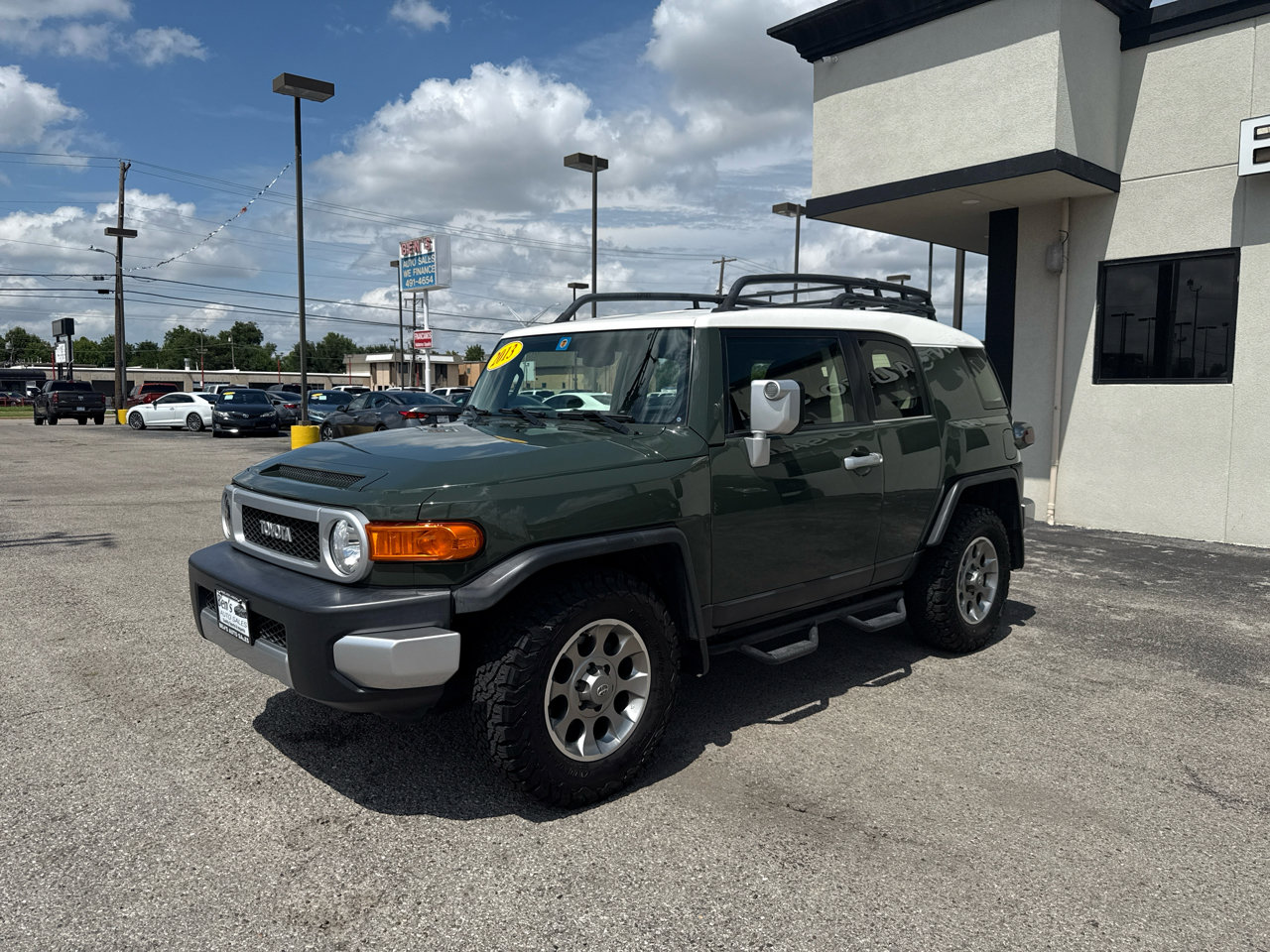Used 2013 Toyota FJ Cruiser 2WD image 2