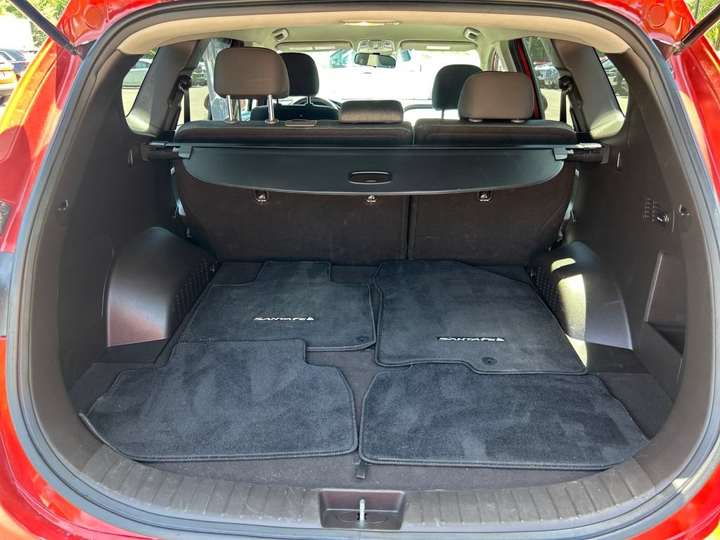 Used 2019 Hyundai Santa Fe SE AWD/4WD image 15