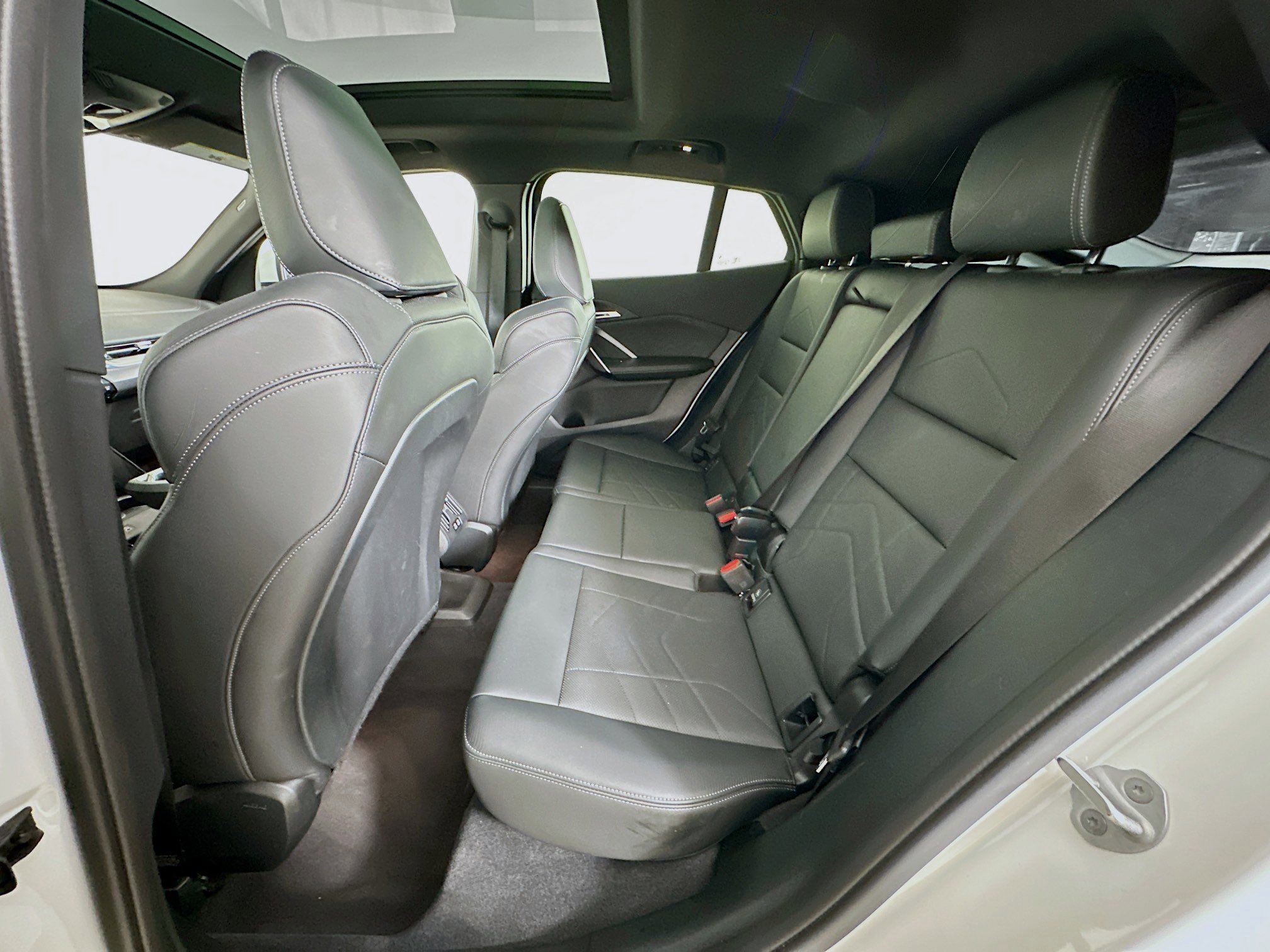 Used 2025 BMW X2 xDrive28i image 27