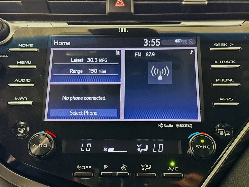 Used 2018 Toyota Camry XLE w/ Audio Package FWD image 18