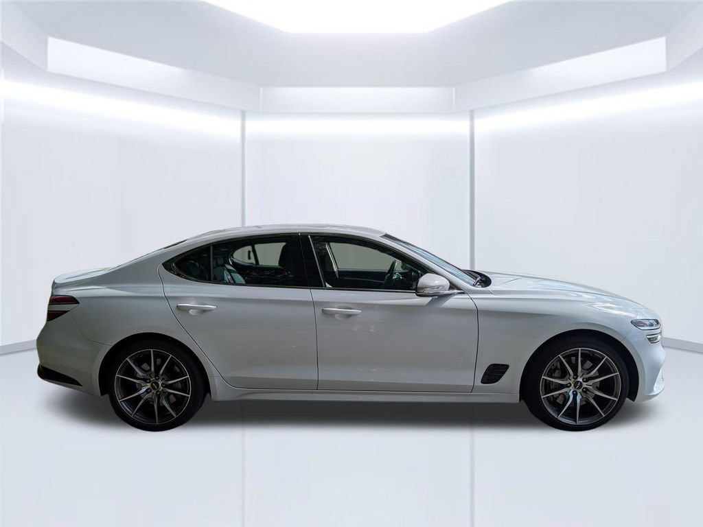 Used 2026 Genesis G70 2.5T RWD image 7