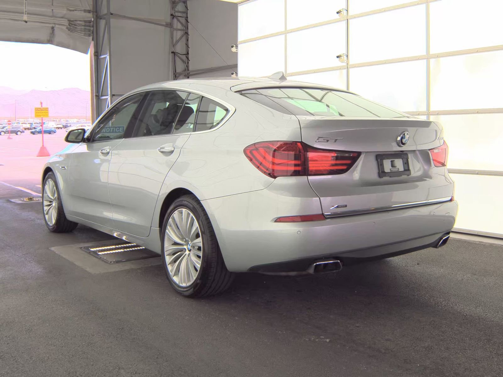 Used 2017 BMW 550i Gran Turismo xDrive w/ Executive Package AWD/4WD image 11