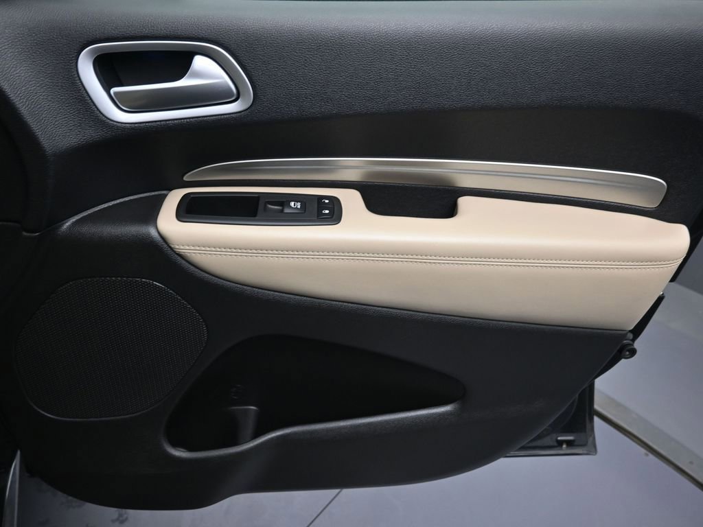 Used 2019 Dodge Durango SXT image 26