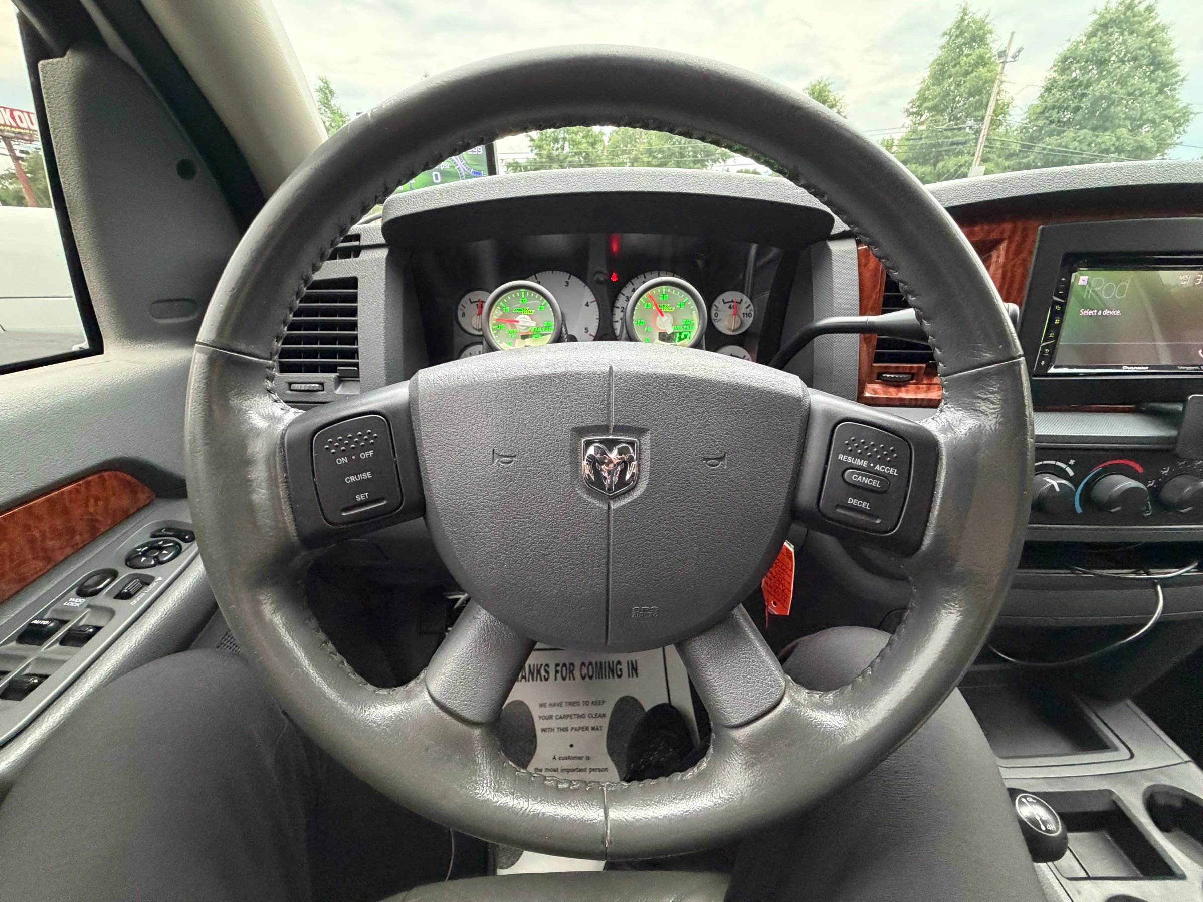 Used 2006 Dodge Ram 2500 Truck SLT AWD/4WD image 29