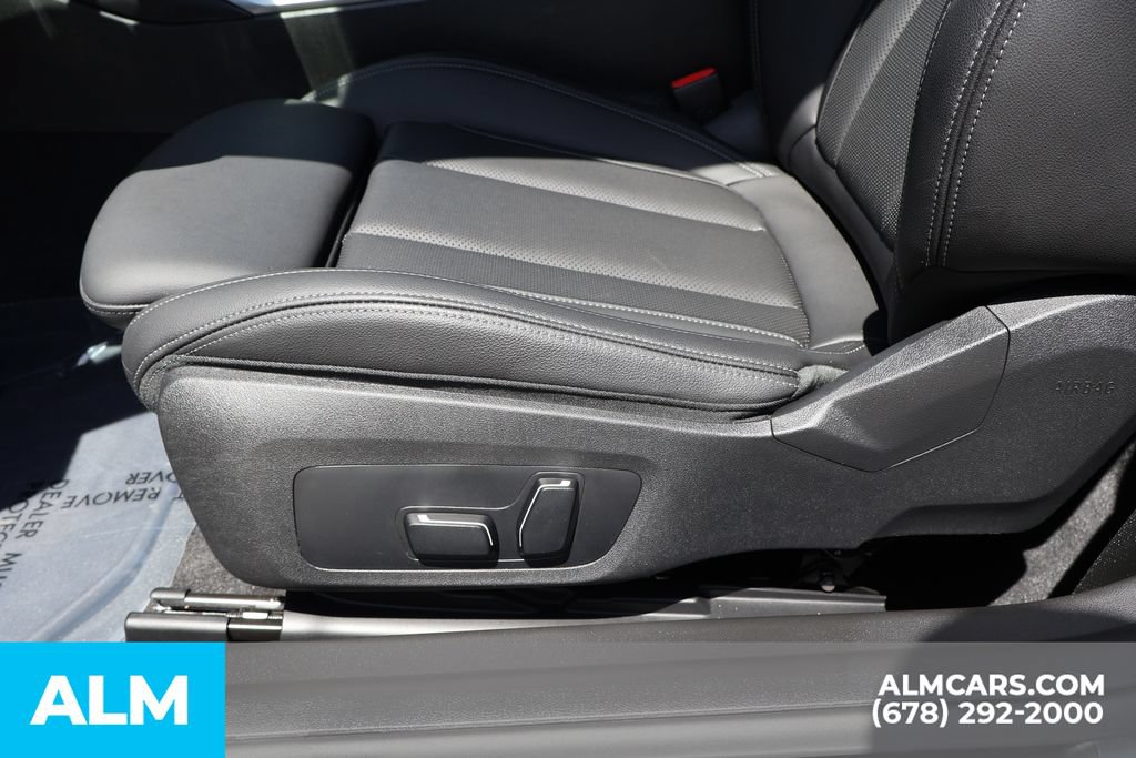 Used 2026 BMW 230i Coupe w/ Premium Package RWD image 12