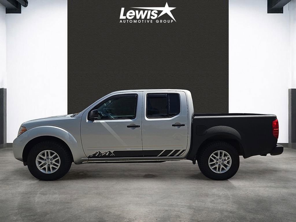 Used 2019 Nissan Frontier SV RWD image 2