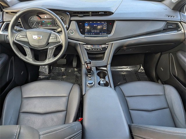 Certified 2025 Cadillac XT5 Premium Luxury image 16