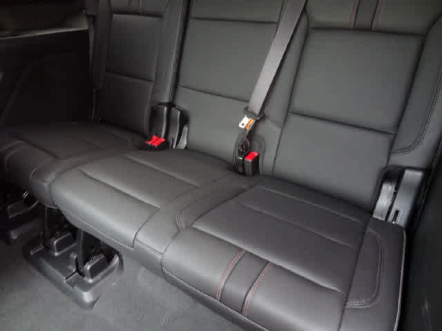 Used 2024 Chevrolet Tahoe RST w/ Luxury Package AWD/4WD image 9