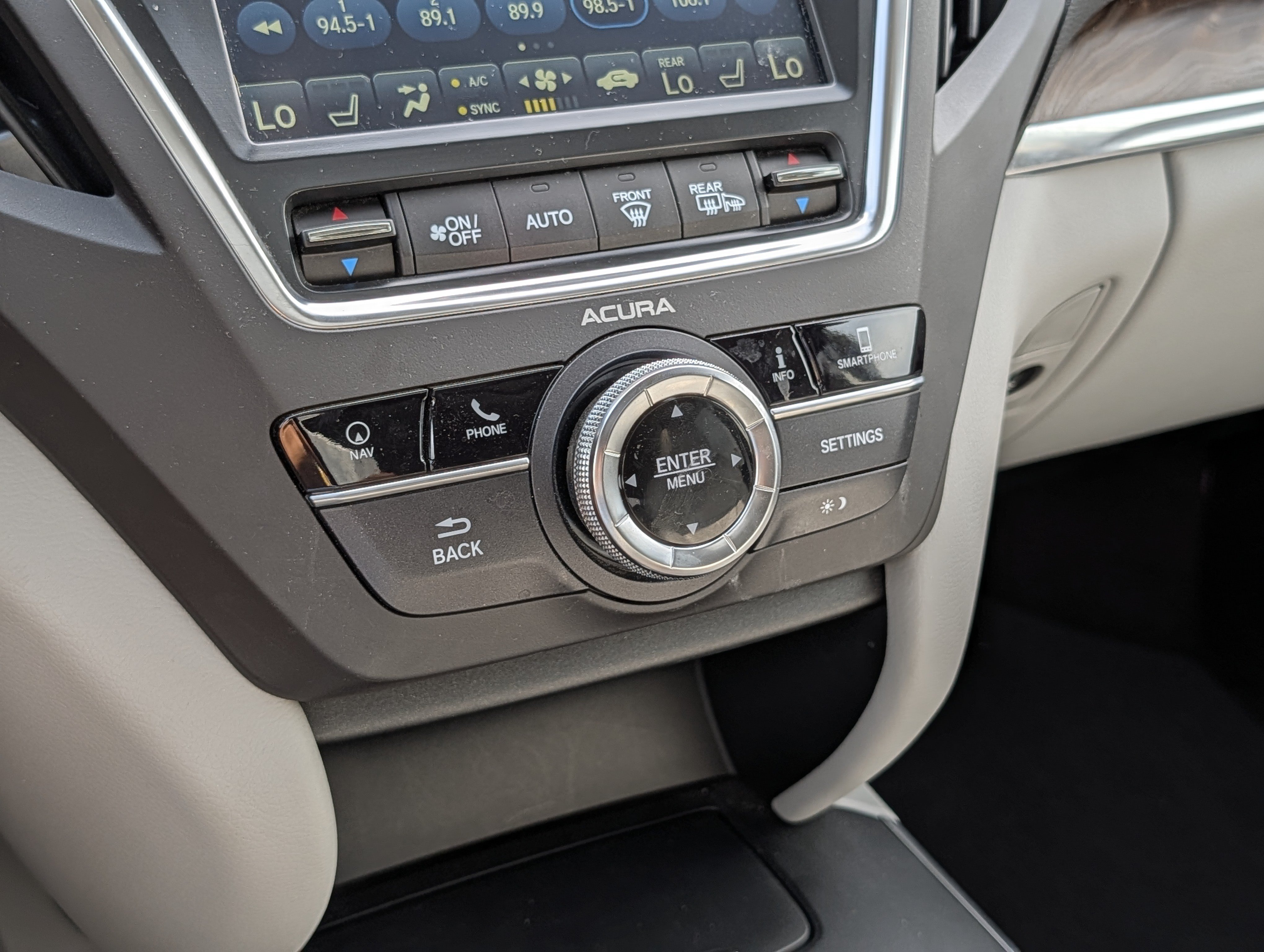Used 2019 Acura MDX w/ Technology Package AWD/4WD image 31