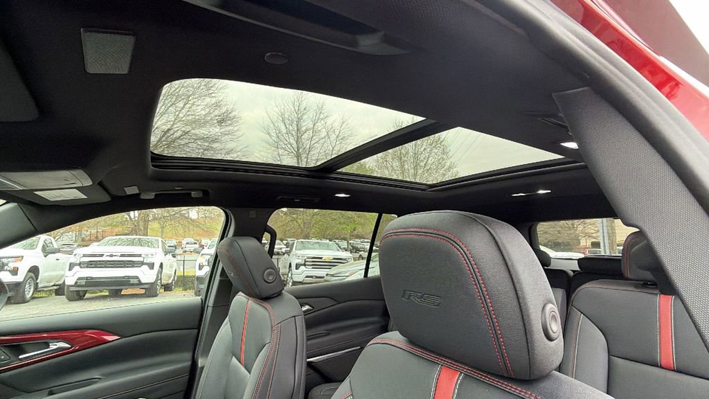 New 2026 Chevrolet Traverse RS image 15