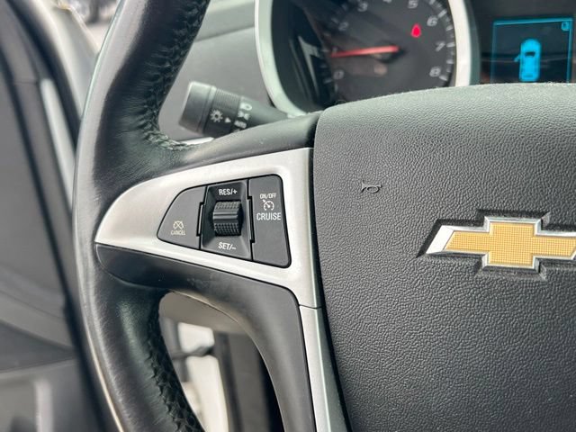 Used 2017 Chevrolet Equinox LT w/ Convenience Package FWD image 12