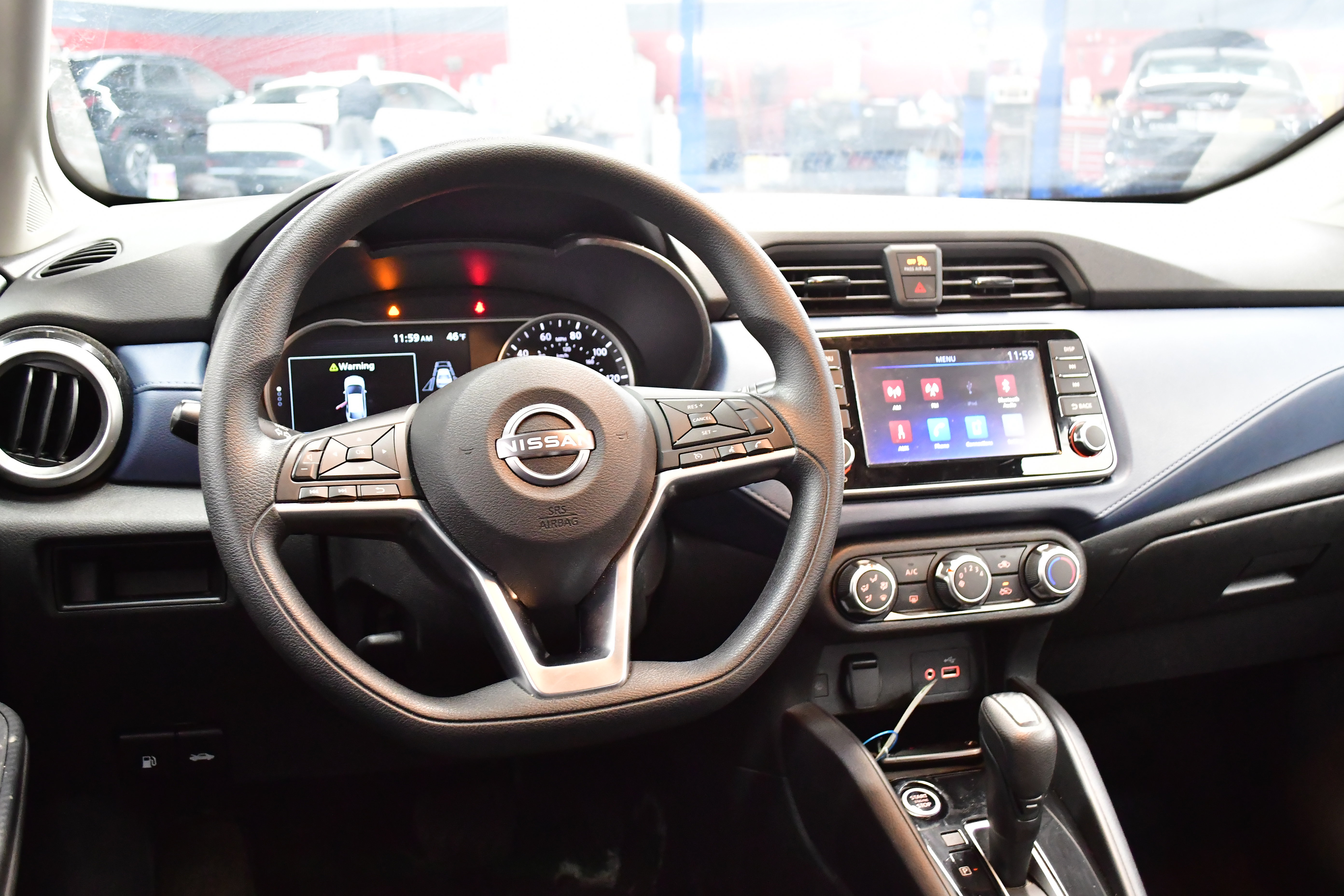 Used 2025 Nissan Versa SV image 8