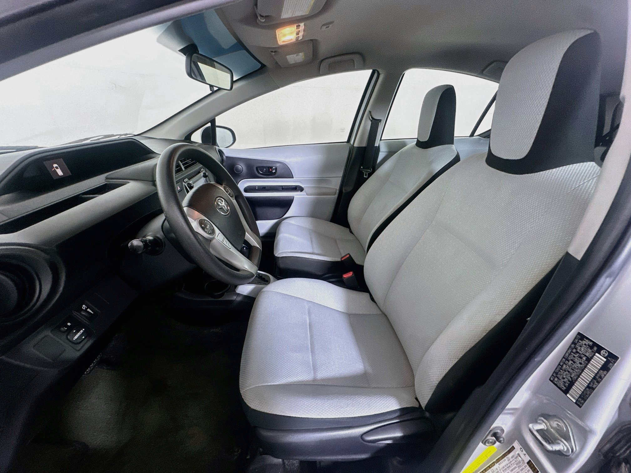 Used 2013 Toyota Prius C One FWD image 13