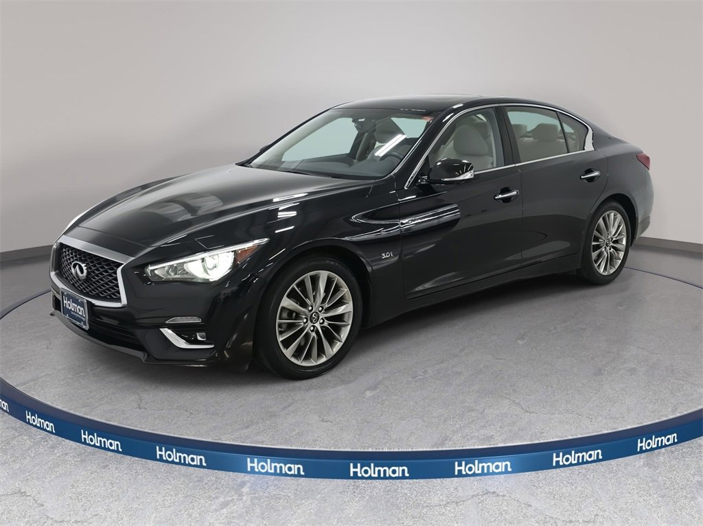 Used 2020 INFINITI Q50 Luxe w/ Essential Package (3.0T Luxe) image 3