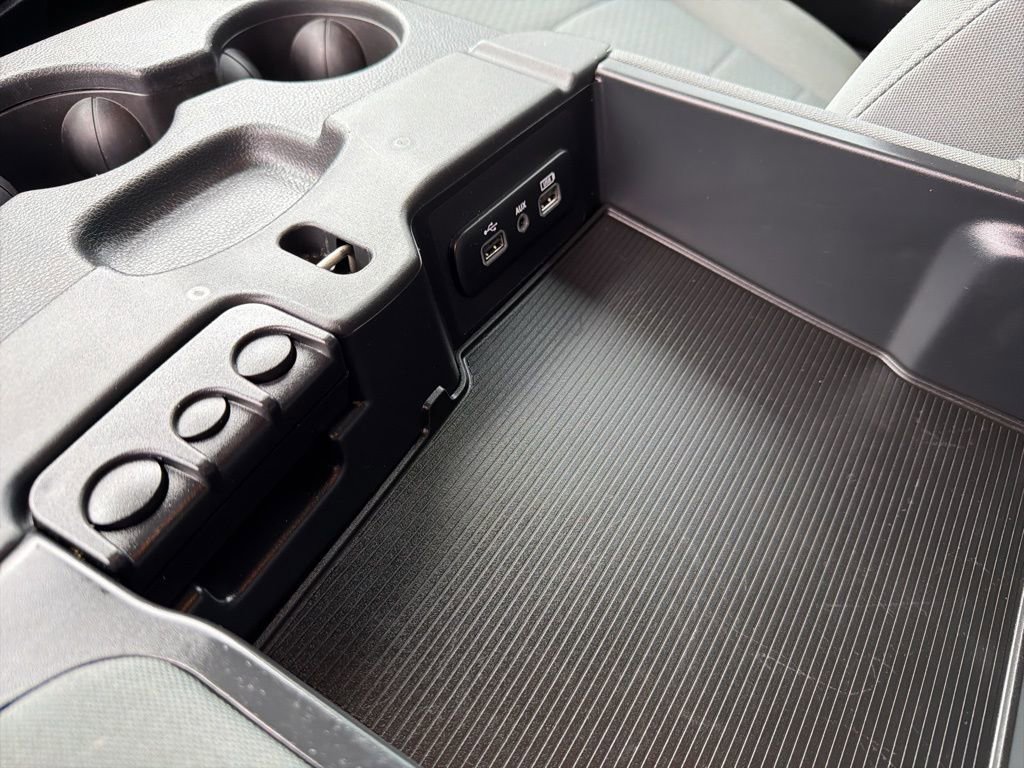 Used 2019 RAM 1500 Tradesman w/ Chrome Plus Package image 40