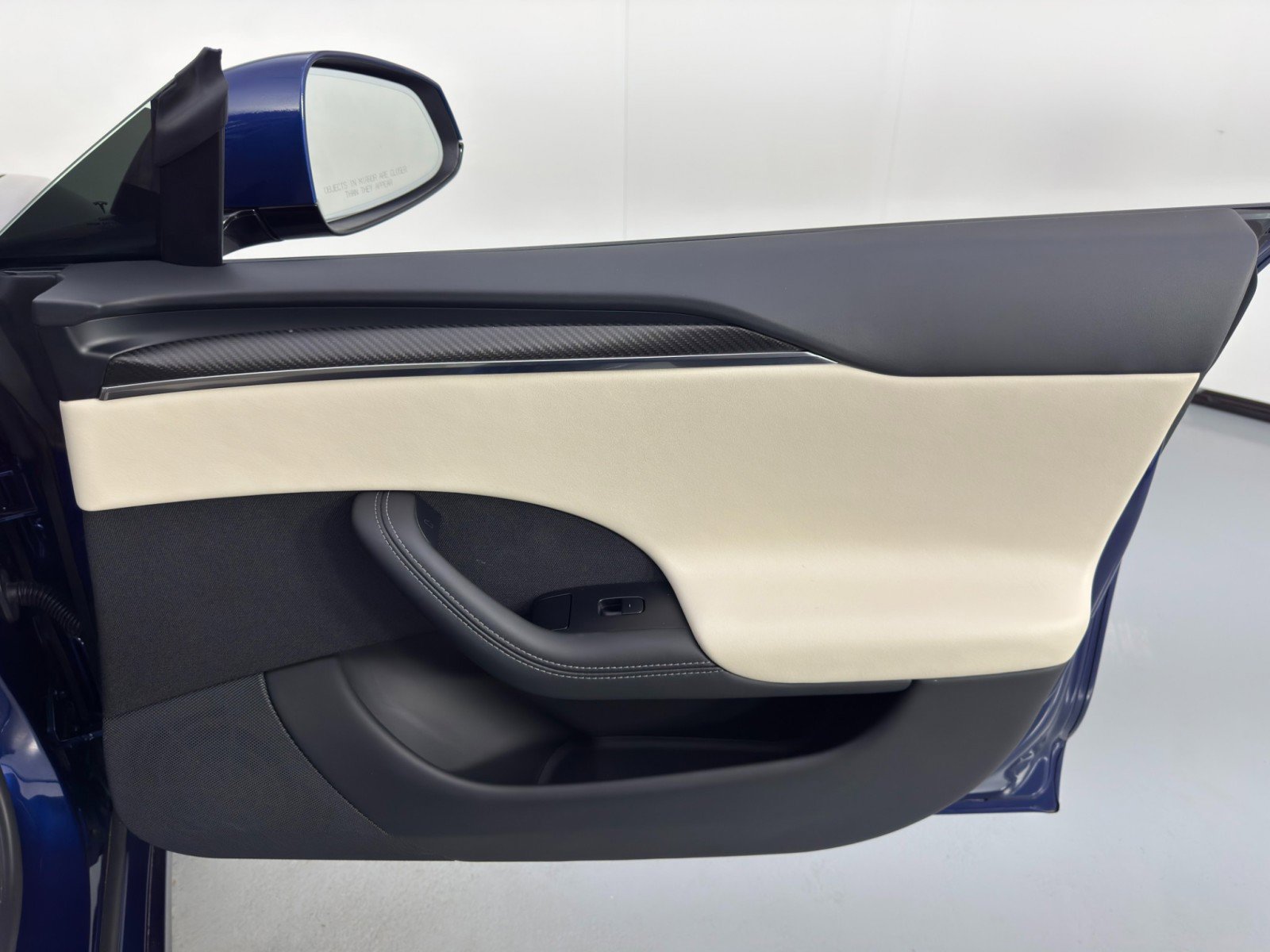 Used 2022 Tesla Model S Plaid image 47