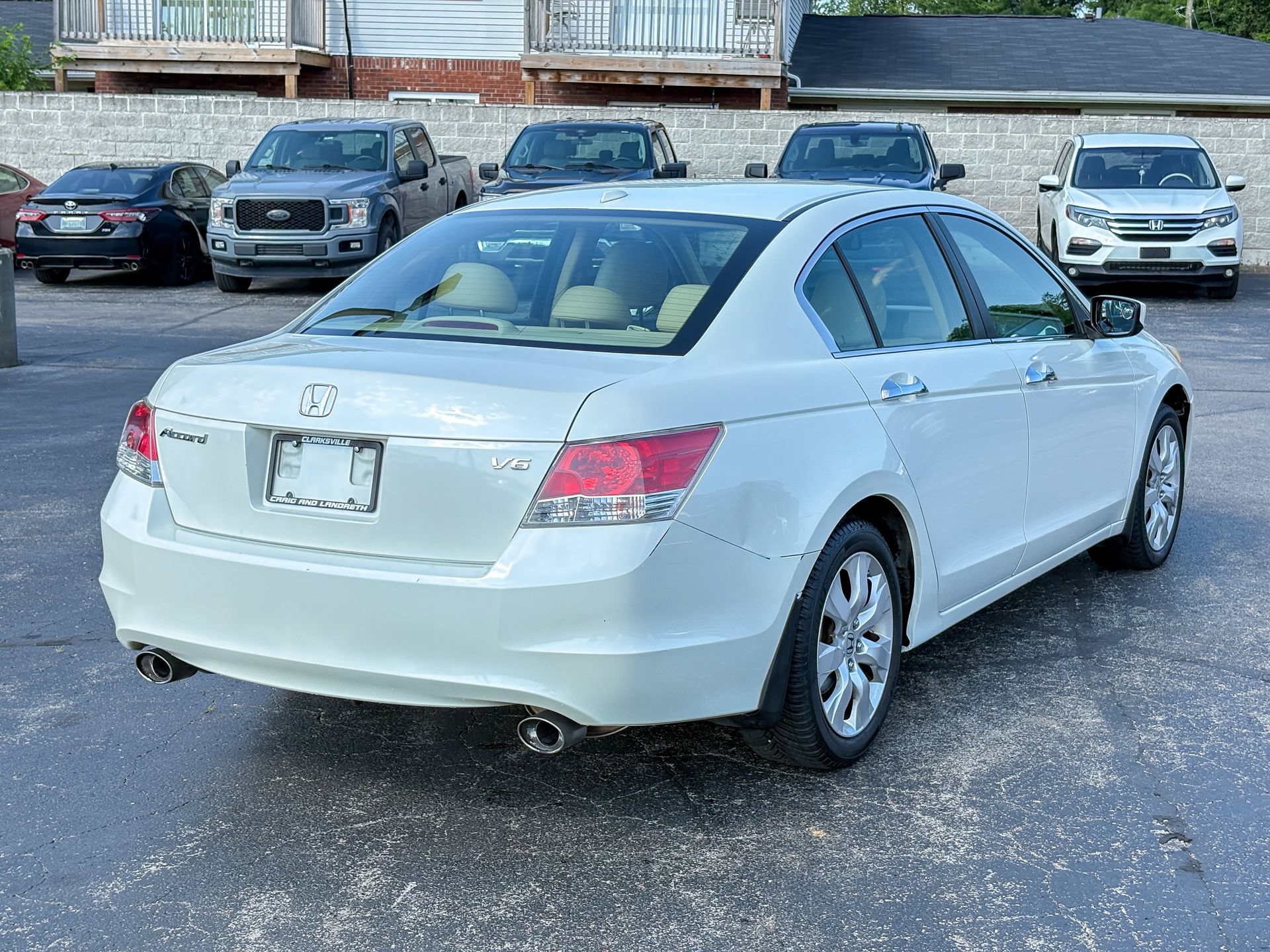 Used 2010 Honda Accord EX-L image 12
