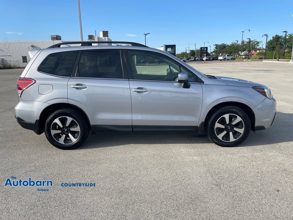 Used 2017 Subaru Forester 2.5i Limited AWD/4WD image 6