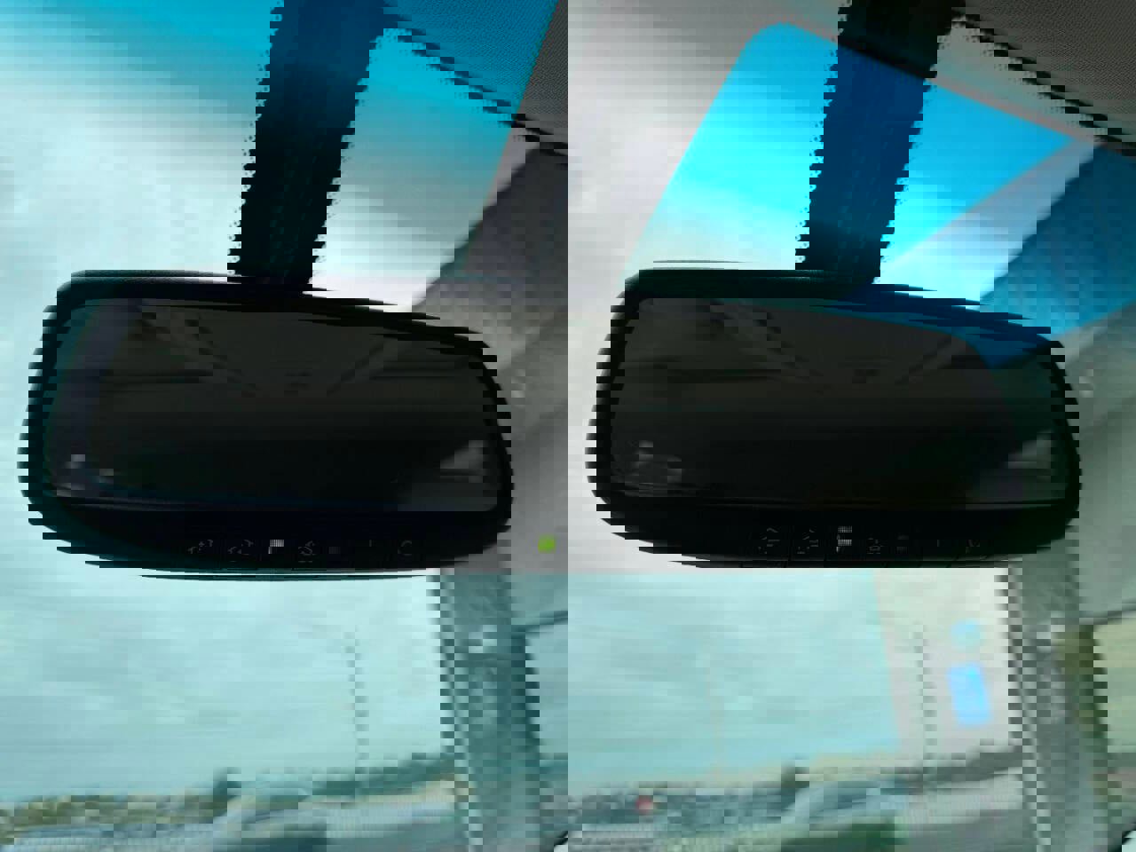 Used 2014 INFINITI QX60 AWD w/ Premium Package image 30