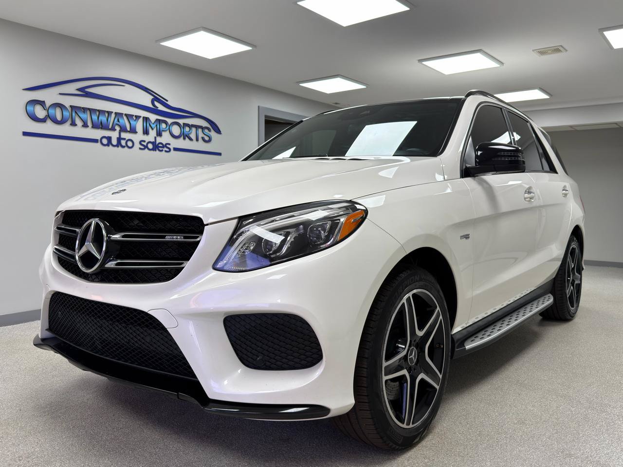Used 2017 Mercedes-Benz GLE 43 AMG 4MATIC image 1
