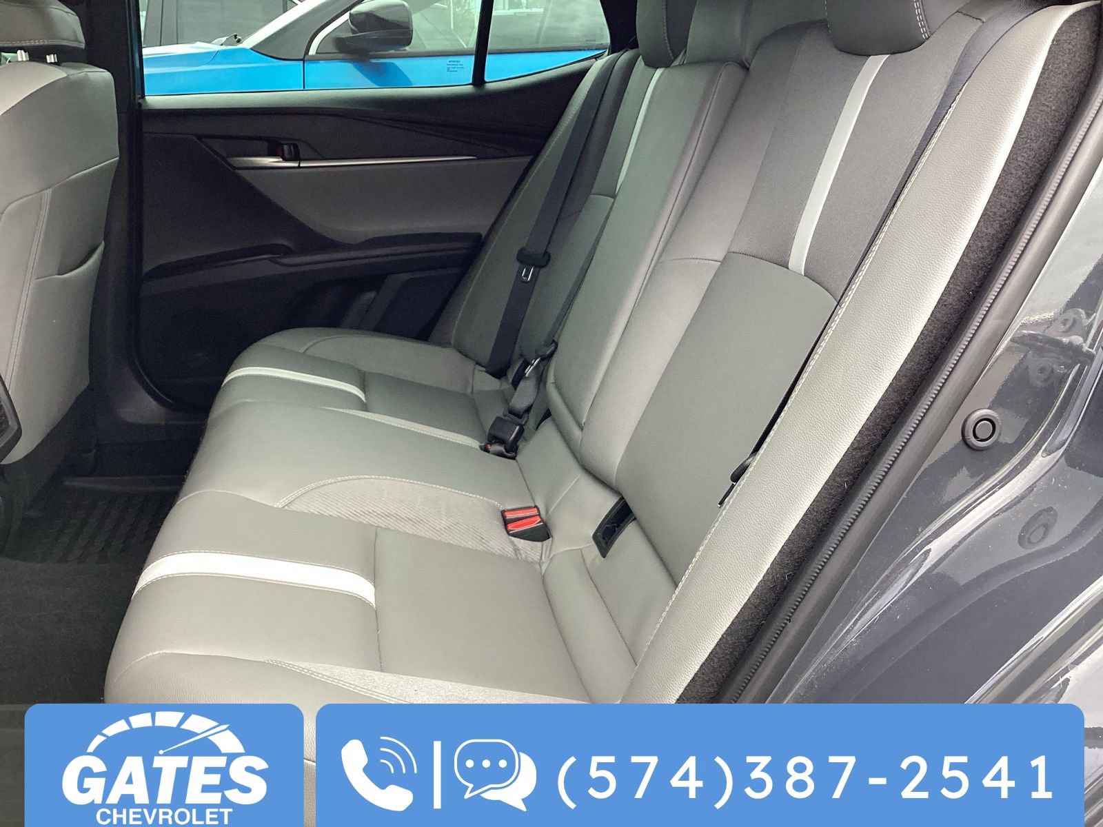 Used 2025 Toyota Camry SE AWD/4WD image 12