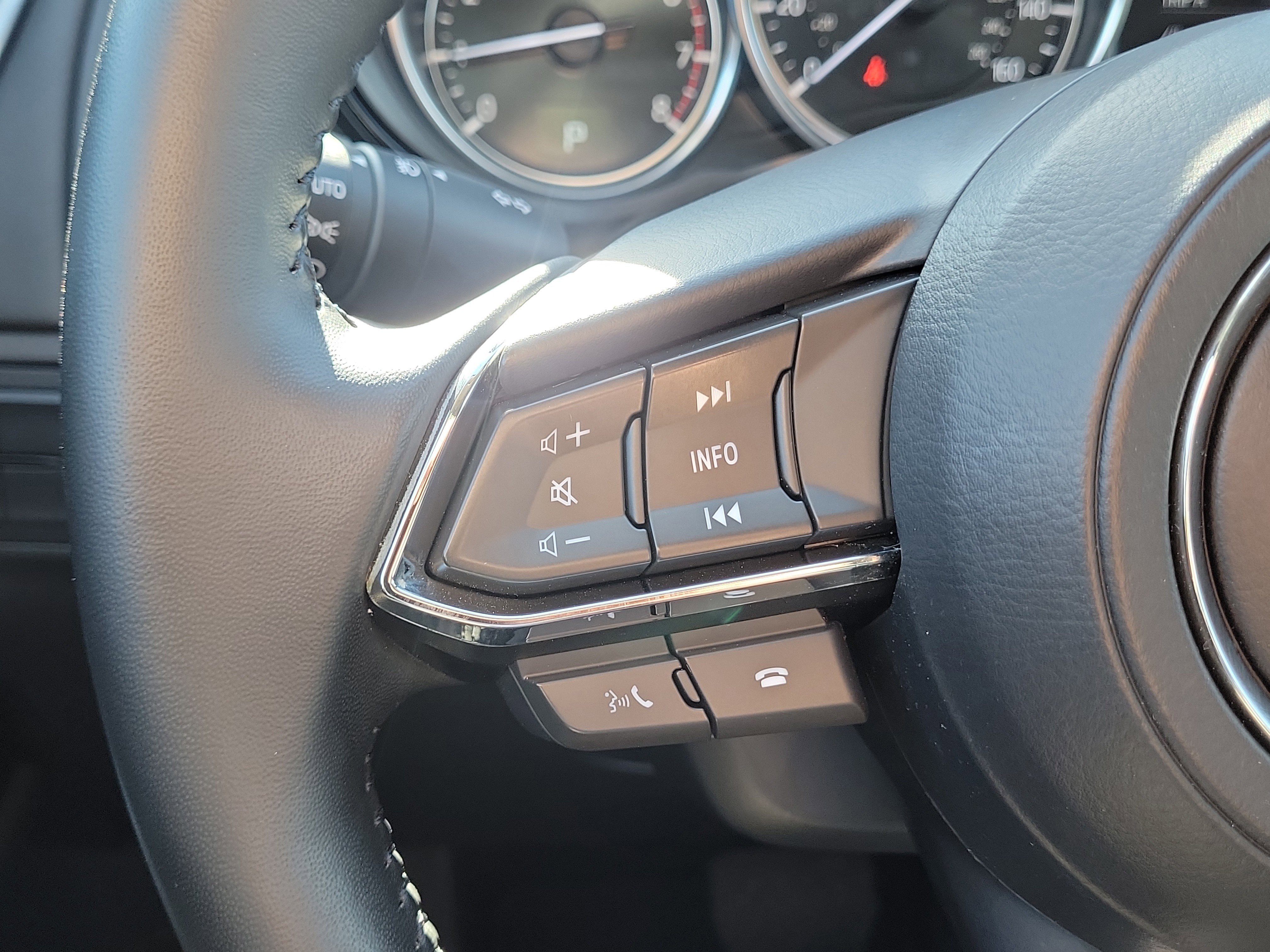 Used 2023 MAZDA CX-9 Touring AWD/4WD image 29