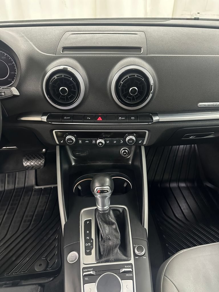 Used 2018 Audi A3 2.0T Premium Plus w/ Premium Plus Package AWD/4WD image 17