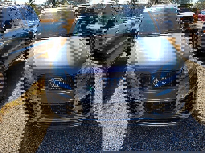 Used 2015 Audi Q7 3.0T S line Prestige w/ Sport Edition image 3