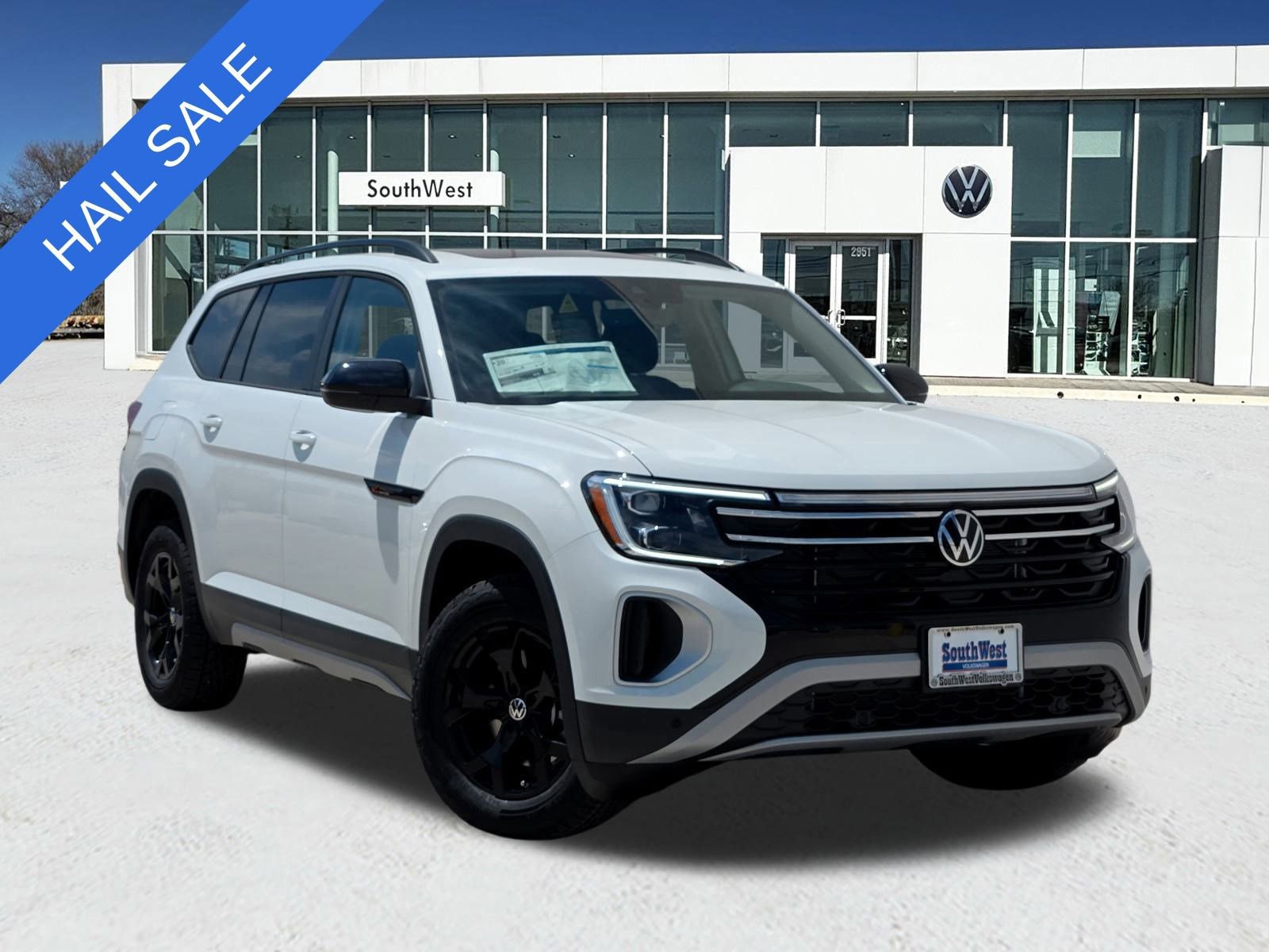 New 2025 Volkswagen Atlas Peak Edition SE image 1