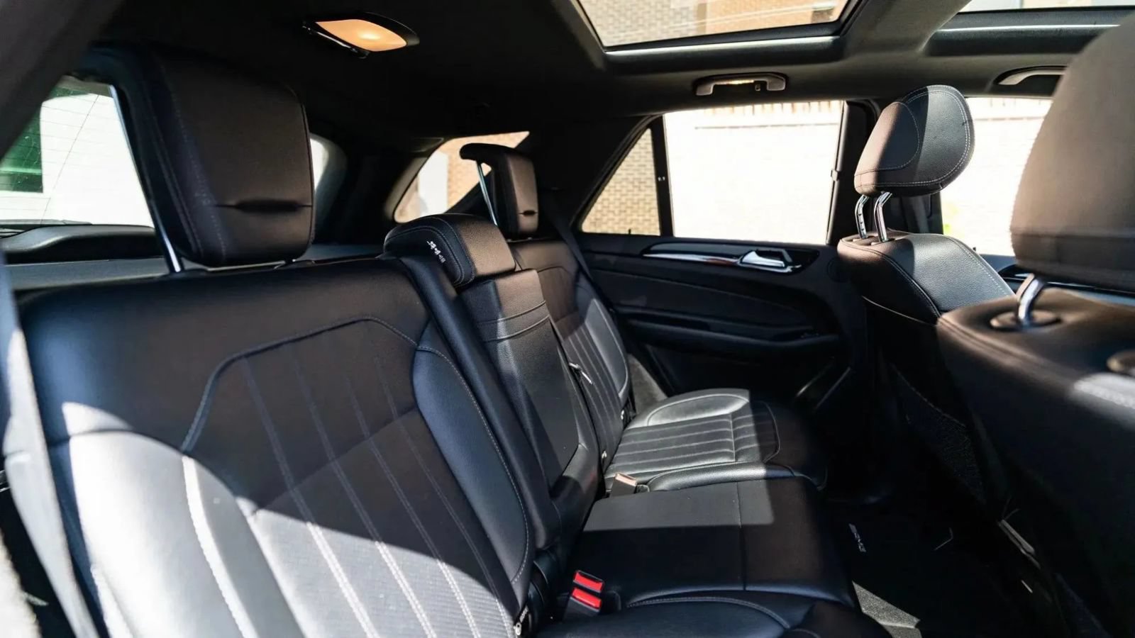 Used 2017 Mercedes-Benz GLE 43 AMG 4MATIC w/ Premium 2 Package image 14