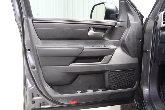 Used 2022 Toyota Tundra SR5 RWD image 9