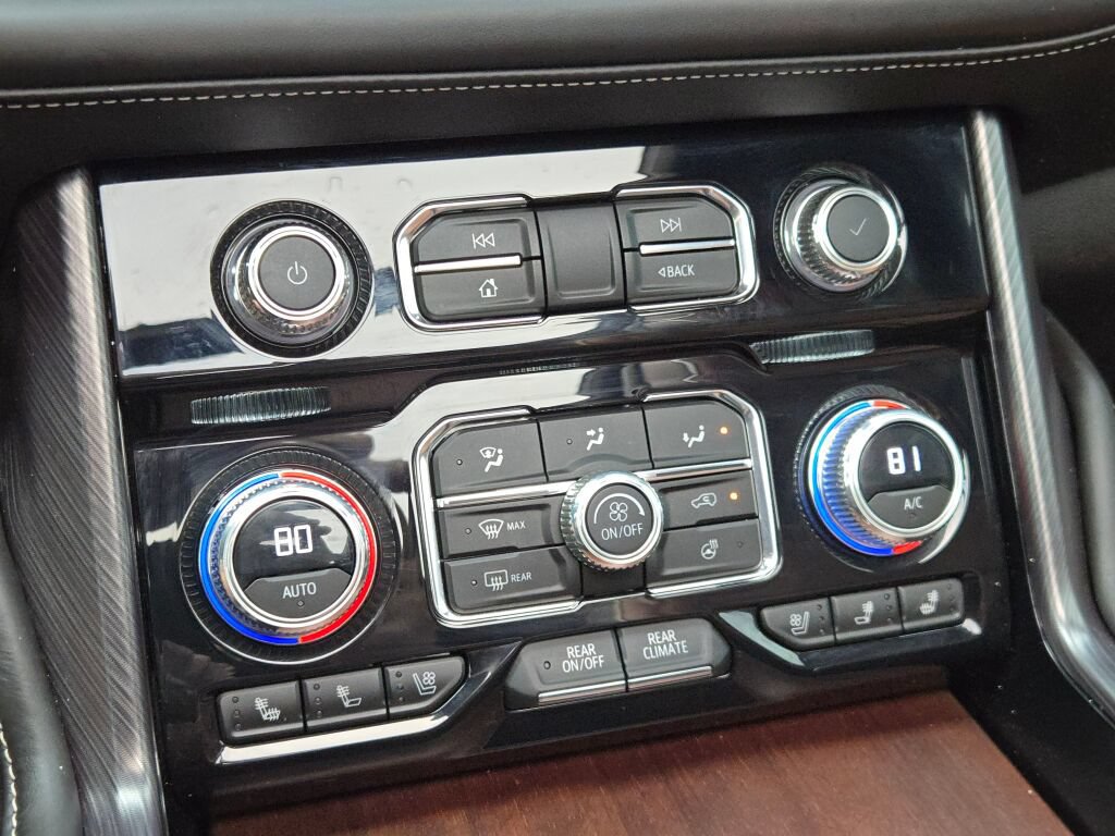 Used 2023 GMC Yukon Denali Ultimate AWD/4WD image 38