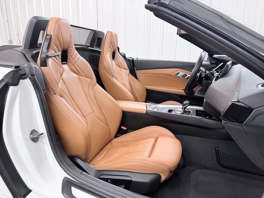 Used 2020 BMW Z4 M40i w/ Executive Package RWD image 53
