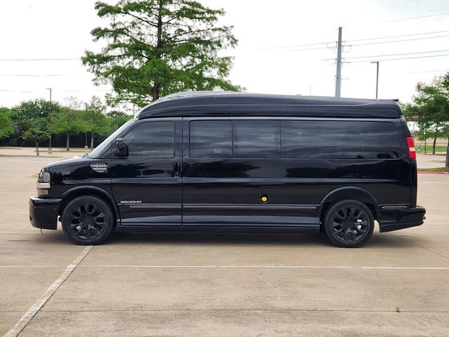 Used 2012 Chevrolet Express 2500 LT image 4