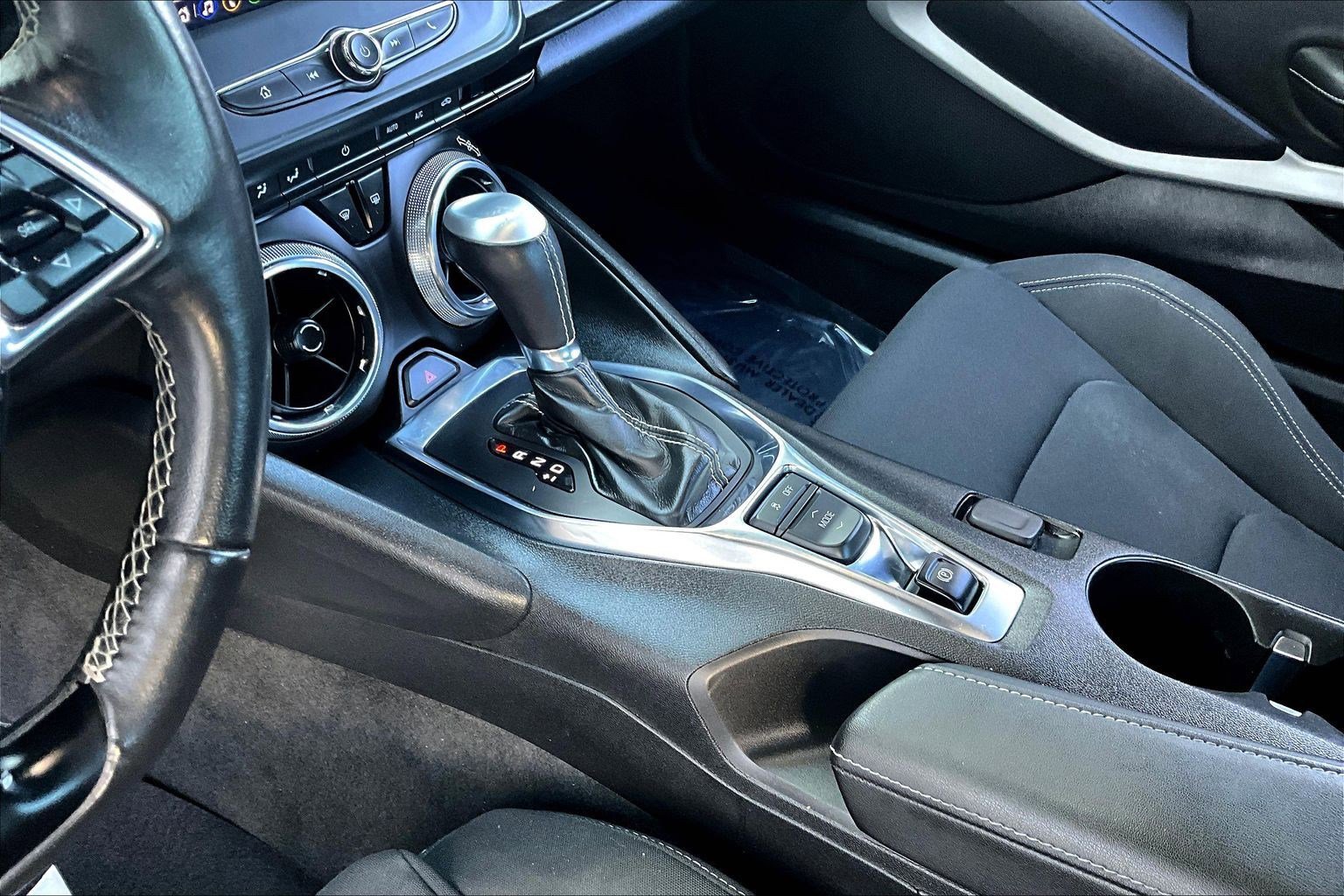 Used 2023 Chevrolet Camaro LT image 17