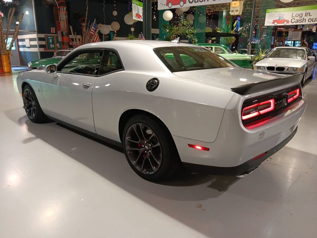 Used 2021 Dodge Challenger R/T Scat Pack RWD image 8