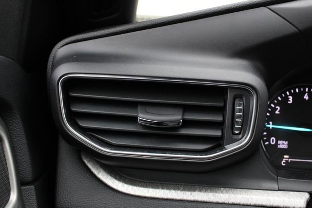 Used 2022 Ford Explorer Timberline image 9